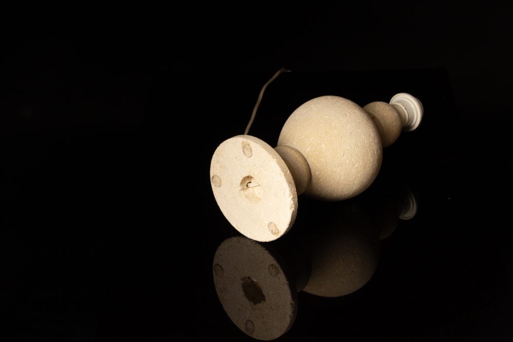 Lampe en pierre de Castries – Image 5