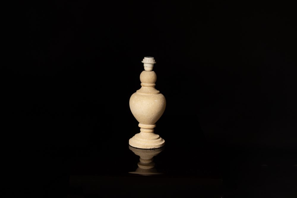 Lampe en pierre de Castries – Image 7