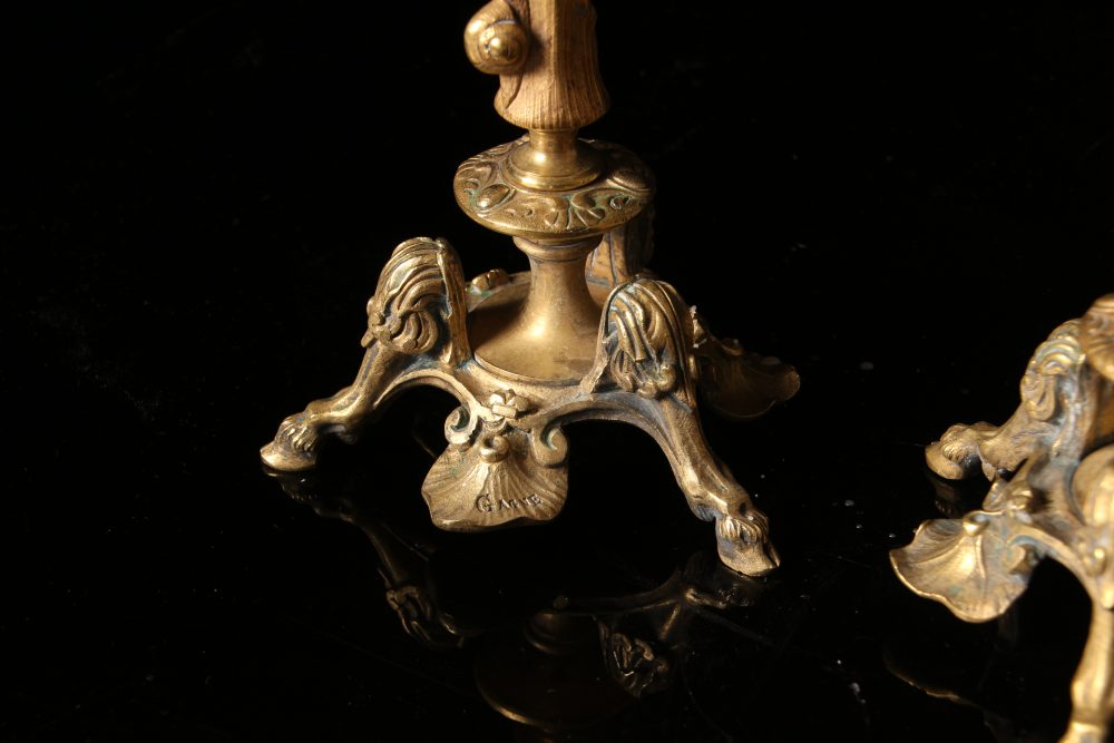 Paire de bougeoirs tripodes Paul-Auguste Gagné (XIXème) – Image 11