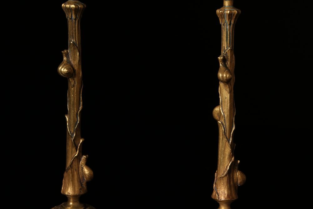 Paire de bougeoirs tripodes Paul-Auguste Gagné (XIXème) – Image 9