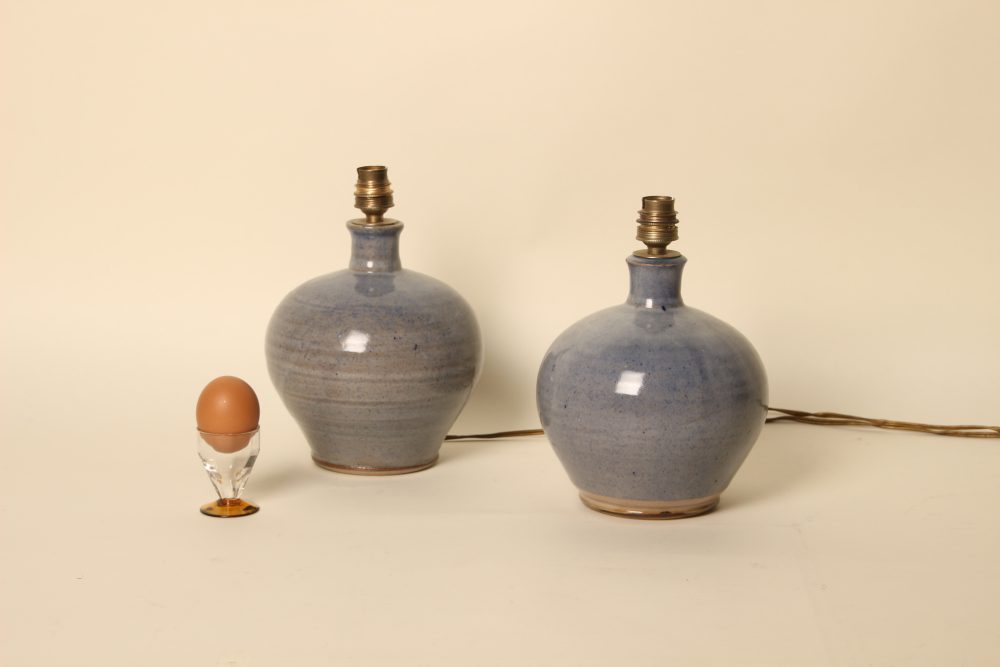 Paire de lampes en grès émaillé bleuté – Image 5
