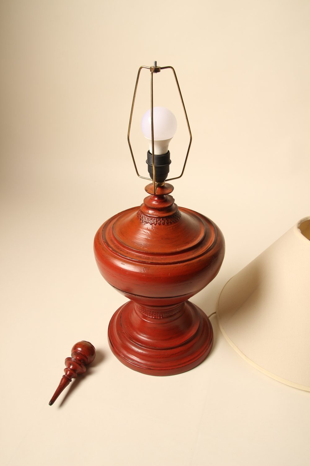 Boite à offrandes Birmane montée en lampe – Image 10