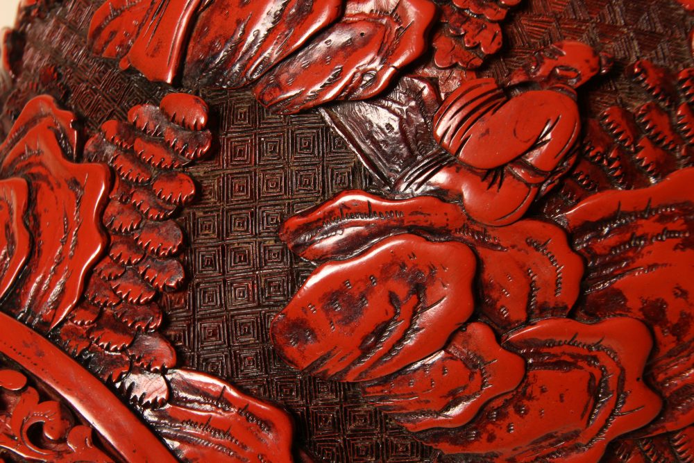 Vase balustre en laque-cinabre – Image 7