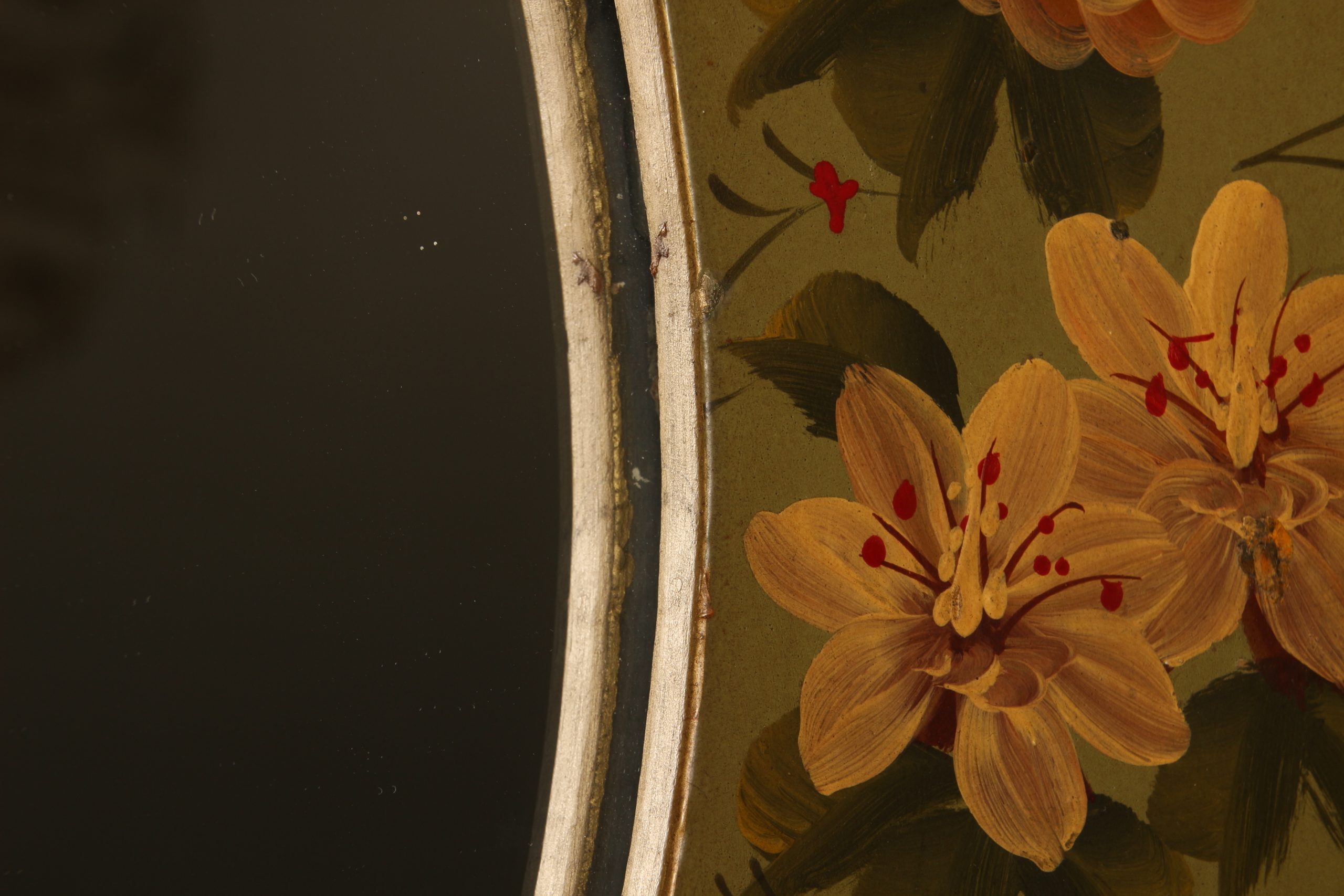 Miroir oval en bois peint à la main – Image 13