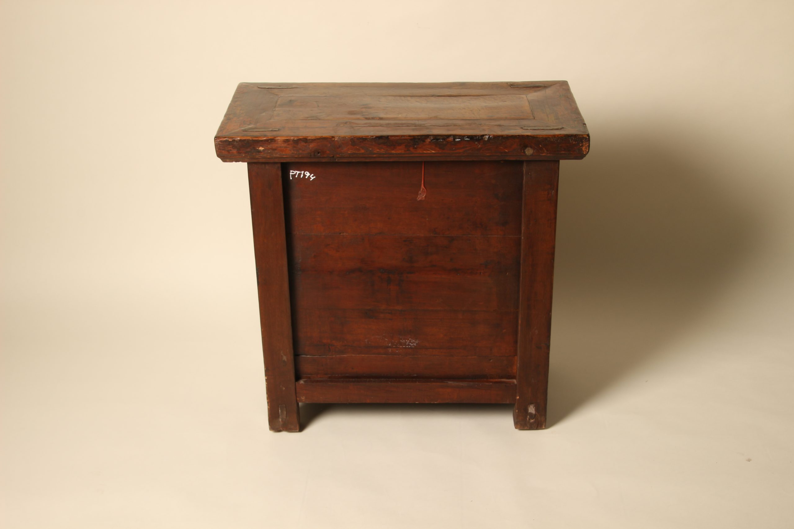 Armoire d'appoint Chinoise en orme massif finition Laquée – Image 3