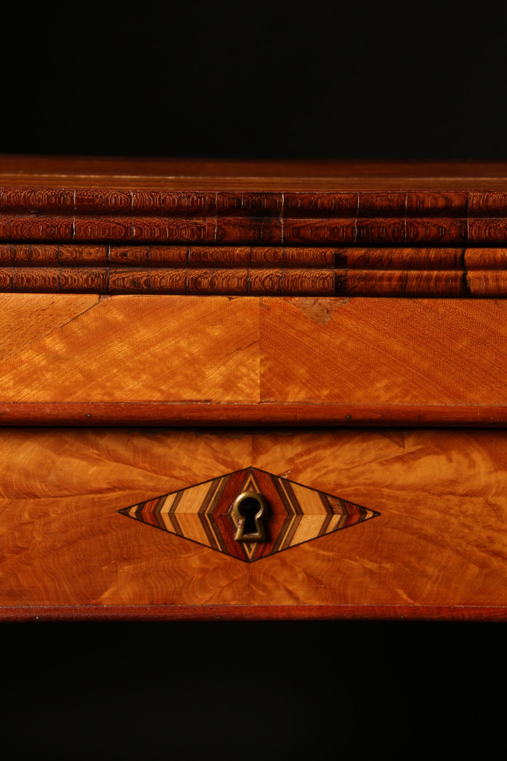 Table à jeux marquetée d'époque Charles X – Image 20