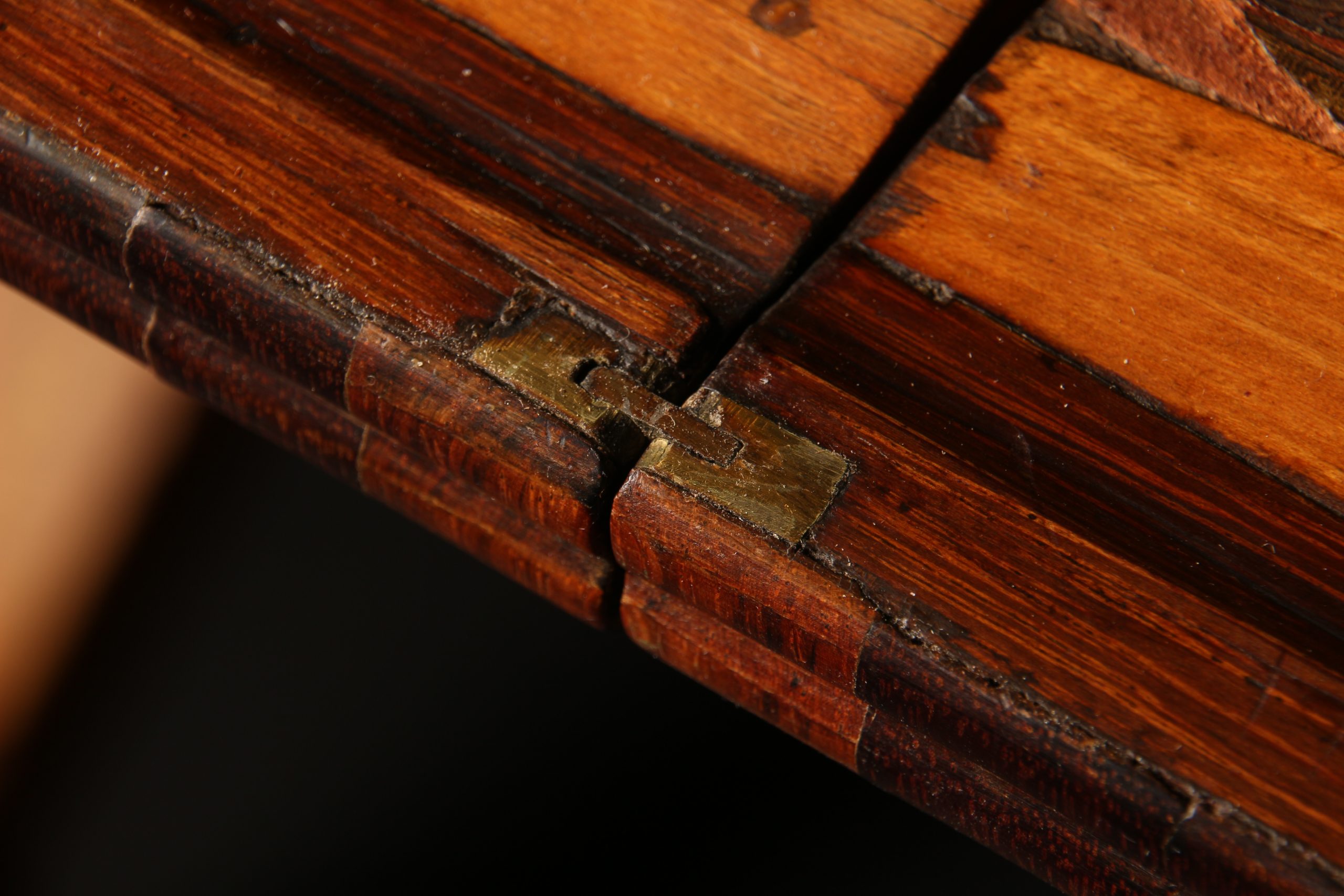 Table à jeux marquetée d'époque Charles X – Image 4