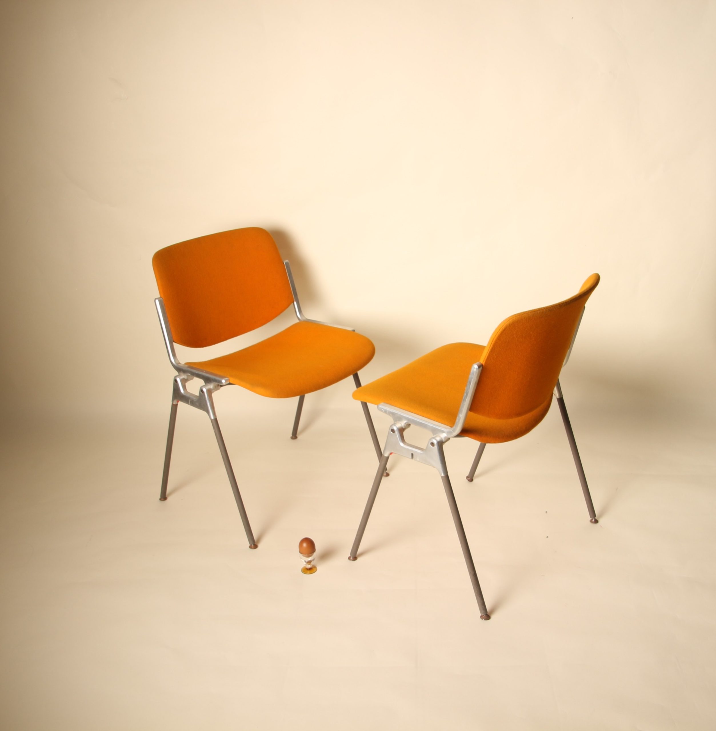 Paire de chaises JSC de Giancarlo Piretti pour Castelli Italy – Image 2