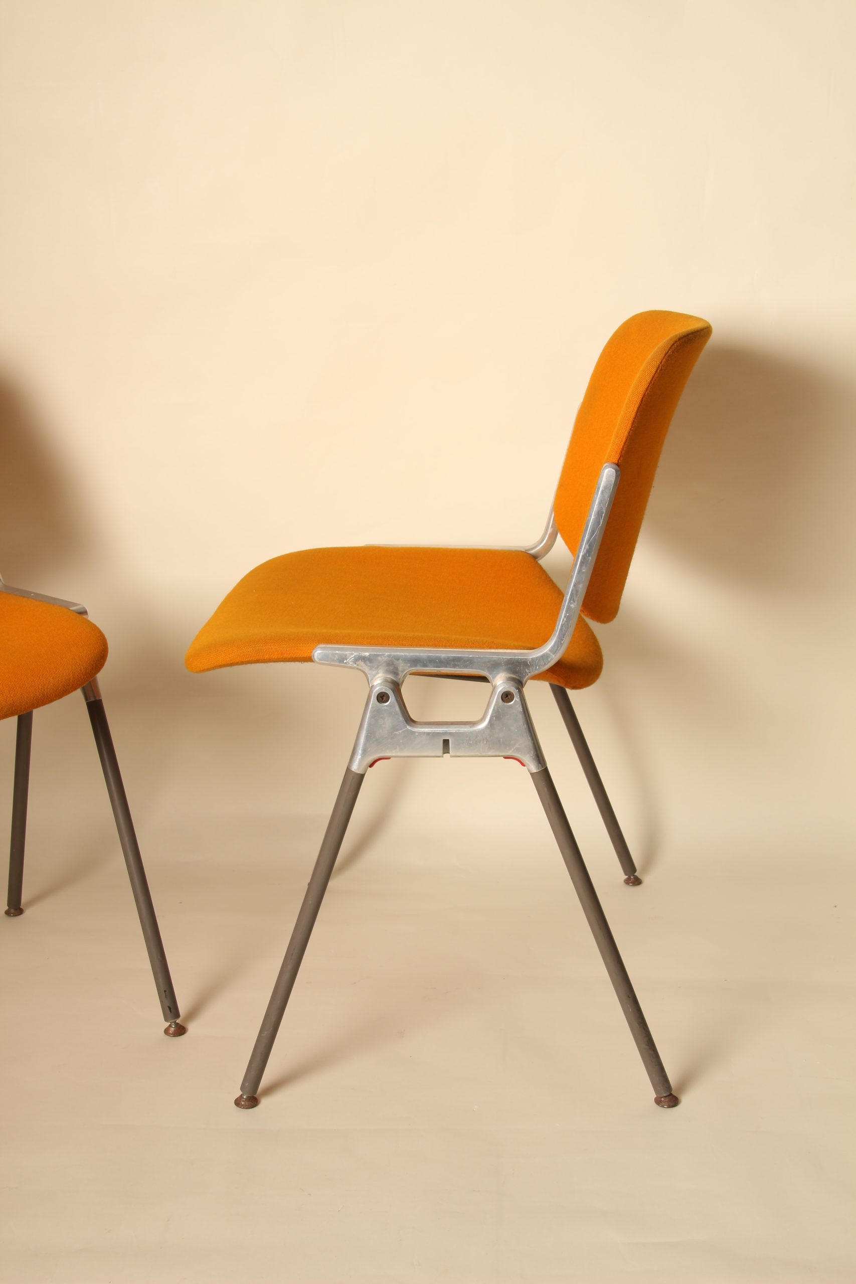 Paire de chaises JSC de Giancarlo Piretti pour Castelli Italy – Image 8