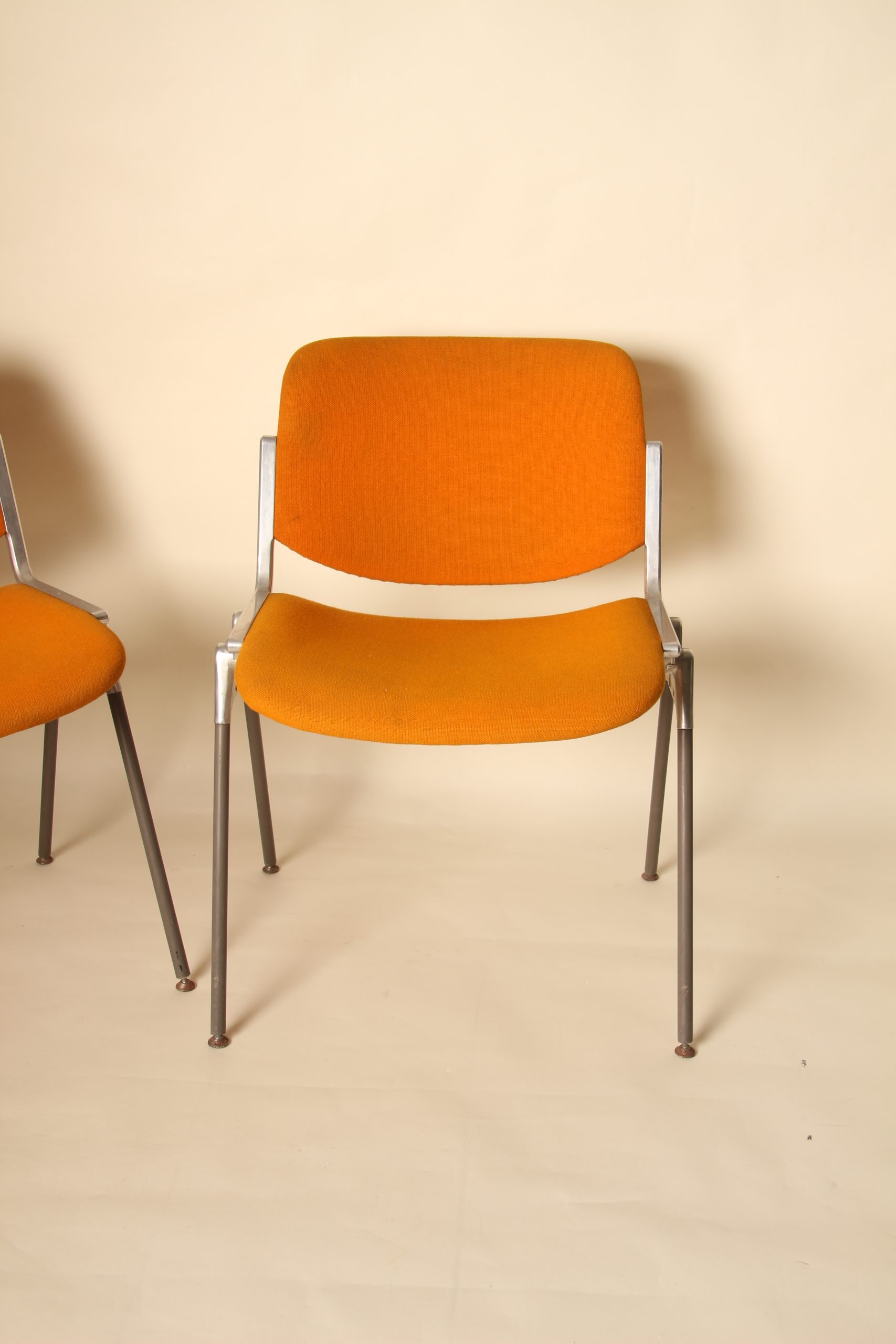 Paire de chaises JSC de Giancarlo Piretti pour Castelli Italy – Image 9