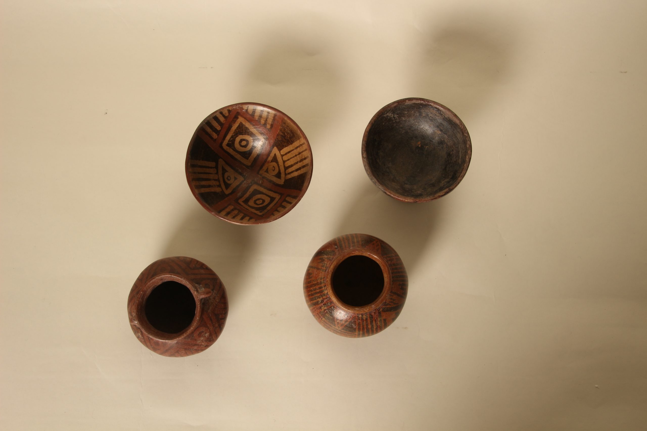 Quatre poteries Précolombiennes – Image 10